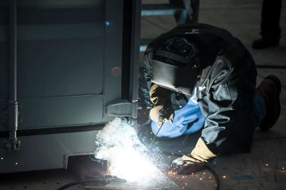 Precautions And Safety Tips For Welders In The Workplace Indian